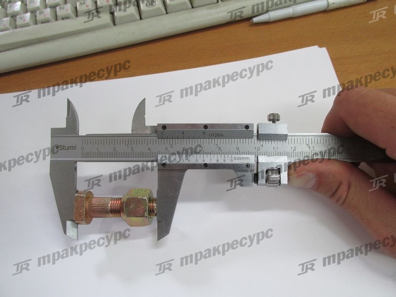 Шпилька ступицы управляемого моста НС CPCD10/15