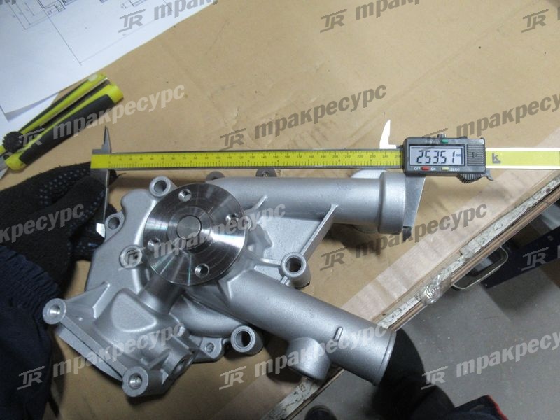 Насос водяной 16100-78300-71