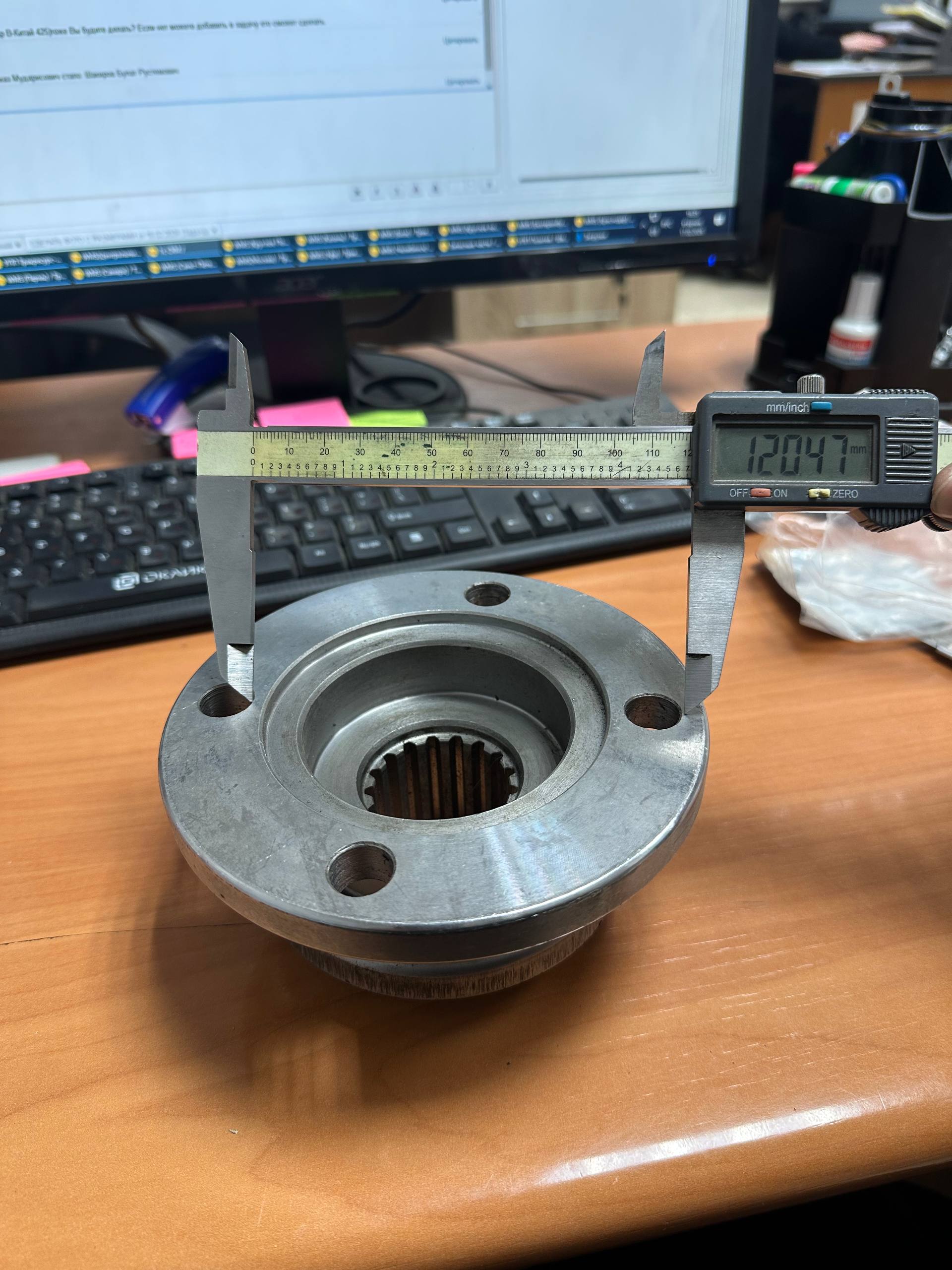 Фланец редуктора XG932II