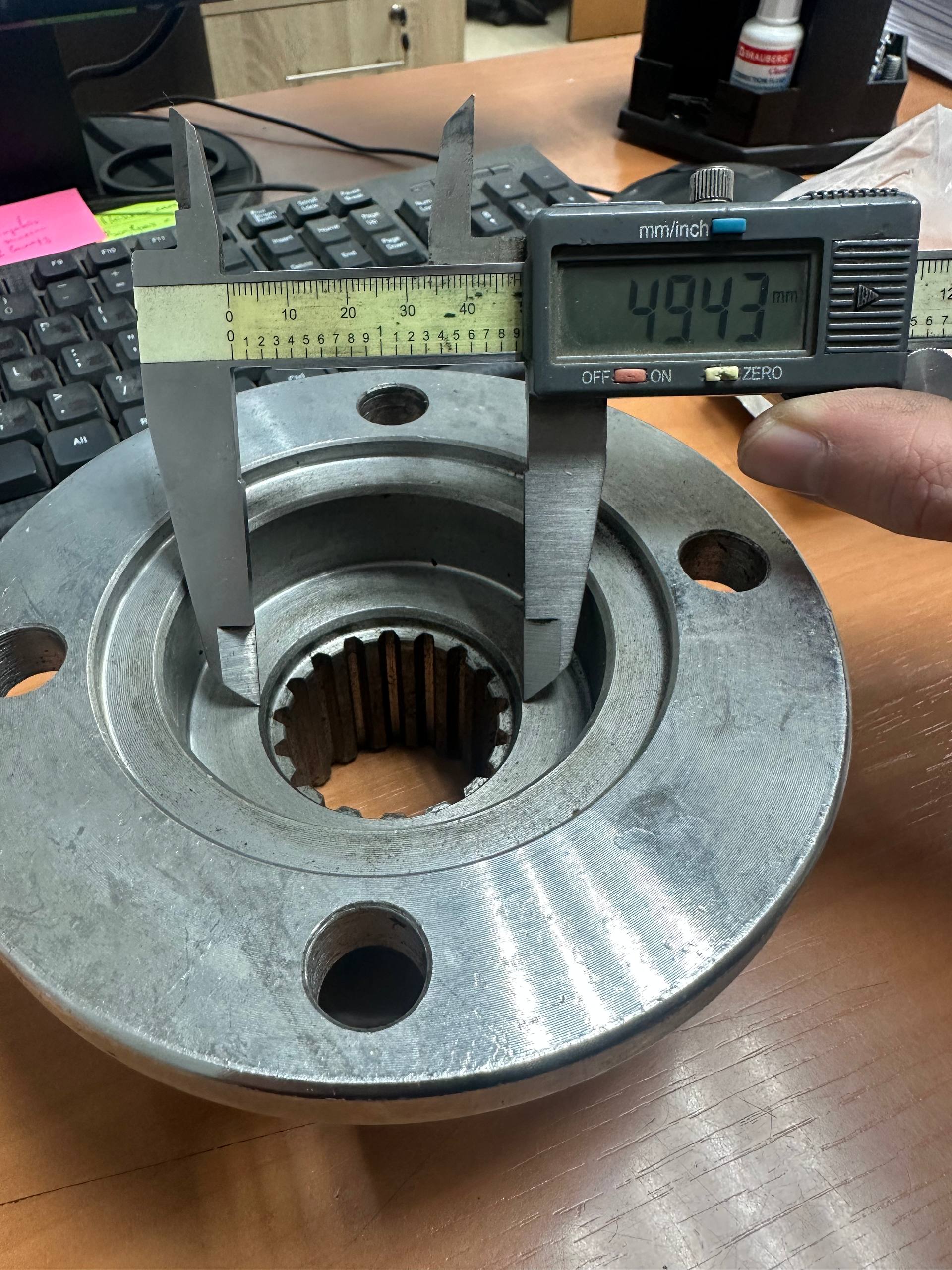 Фланец редуктора XG932II