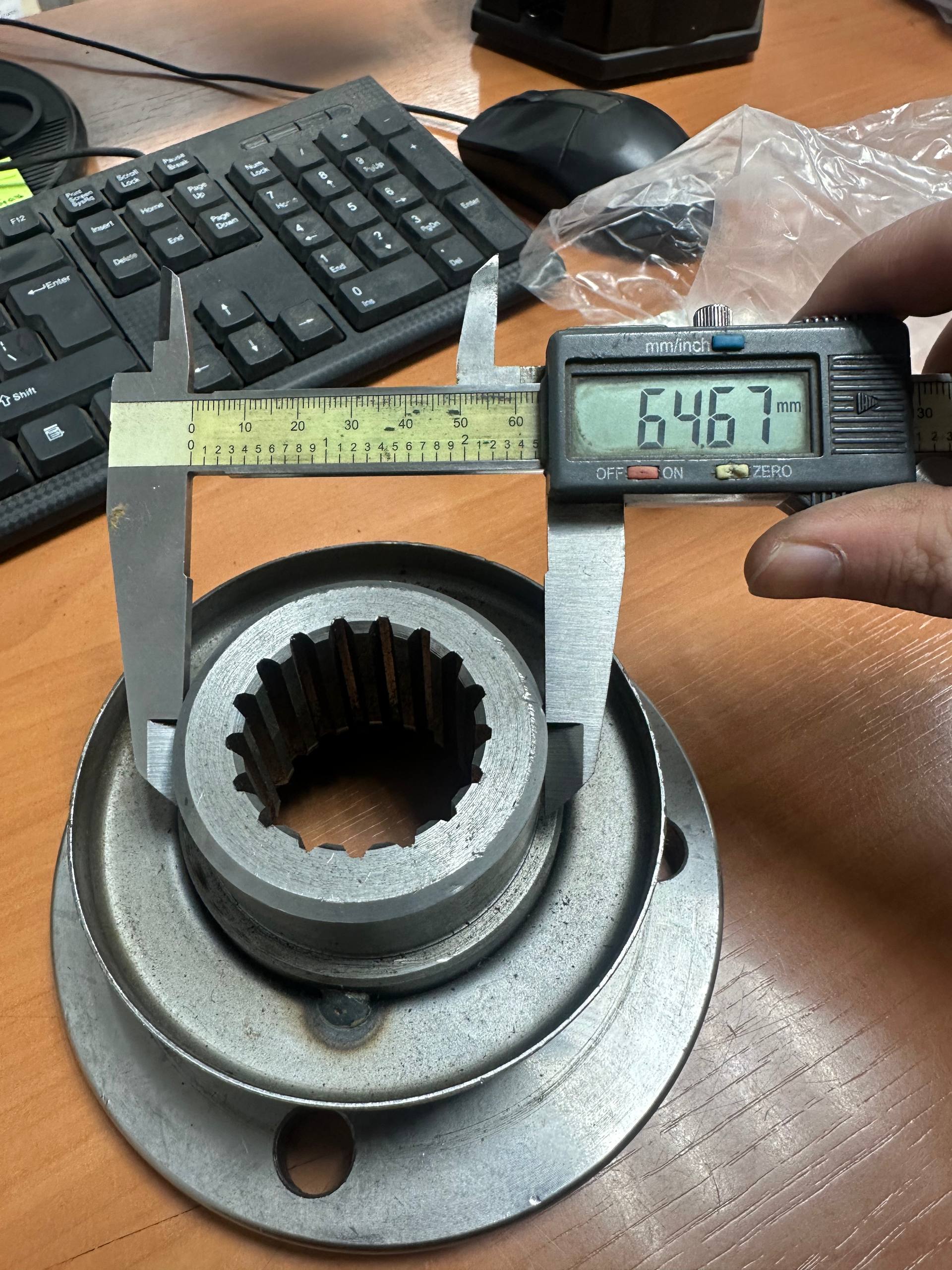 Фланец редуктора XG932II