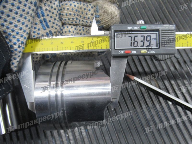 Поршень с пальцем STD 13101-78202-71