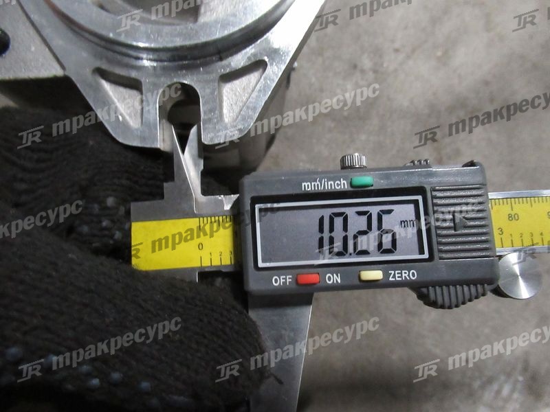 Насос шестеренчатый CPCD30FA (4JG2)