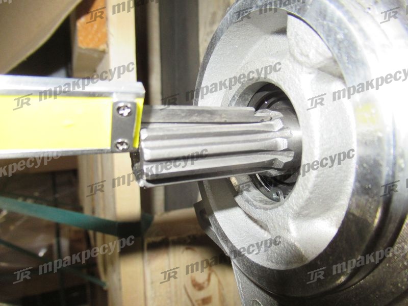 Насос шестеренчатый CPCD30FA (4JG2)