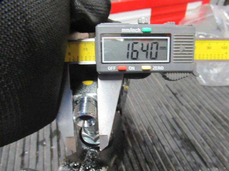 Секция гидрораспределителя R-402-36976 в сборе с микровыключателем