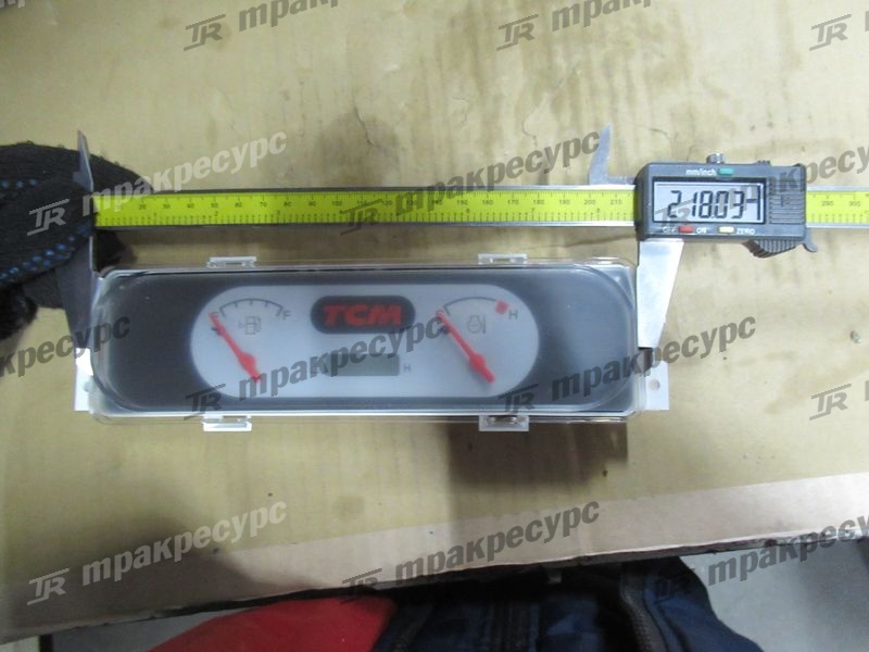 Панель приборов 256T2-42501