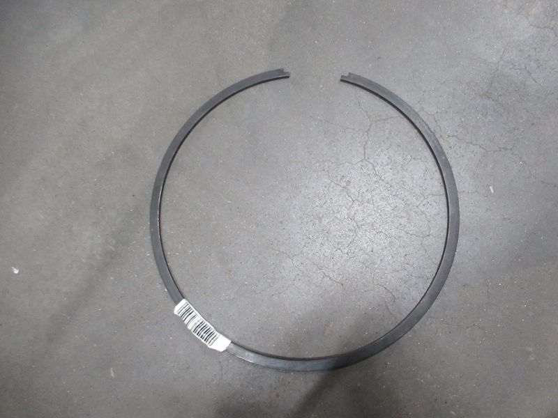 Кольцо стопорное  передачи планетарной ступицы XG955III