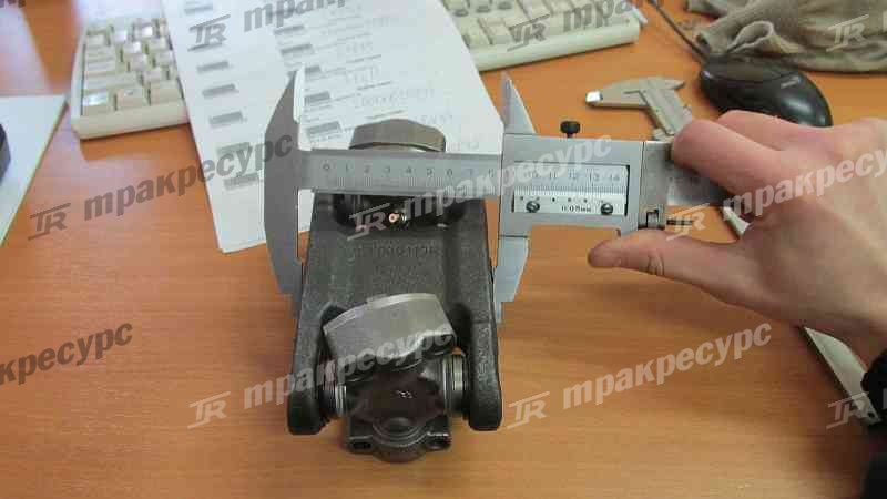Вал карданный 37210-26600-71