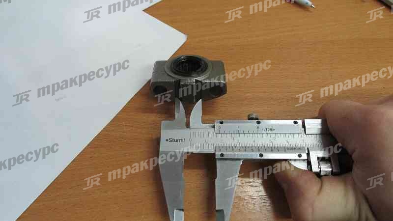 Вал карданный 37210-26600-71
