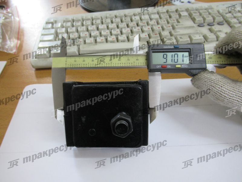 Подушка крепления двигателя 12361-30511-71