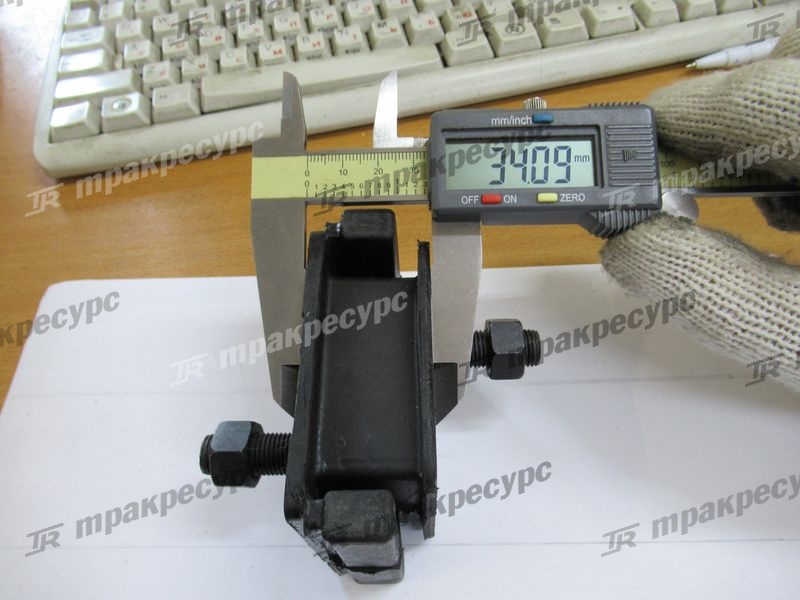 Подушка крепления двигателя 12361-30511-71