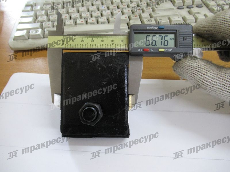 Подушка крепления двигателя 12361-30511-71