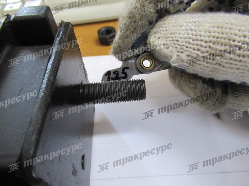Подушка крепления двигателя 12361-30511-71