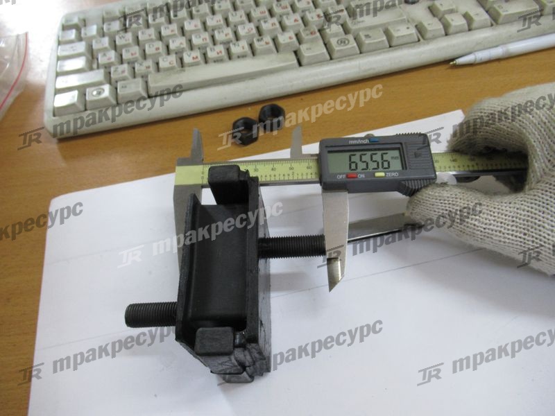 Подушка крепления двигателя 12361-30511-71
