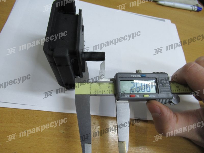 Подушка крепления моста 41261-23322-71