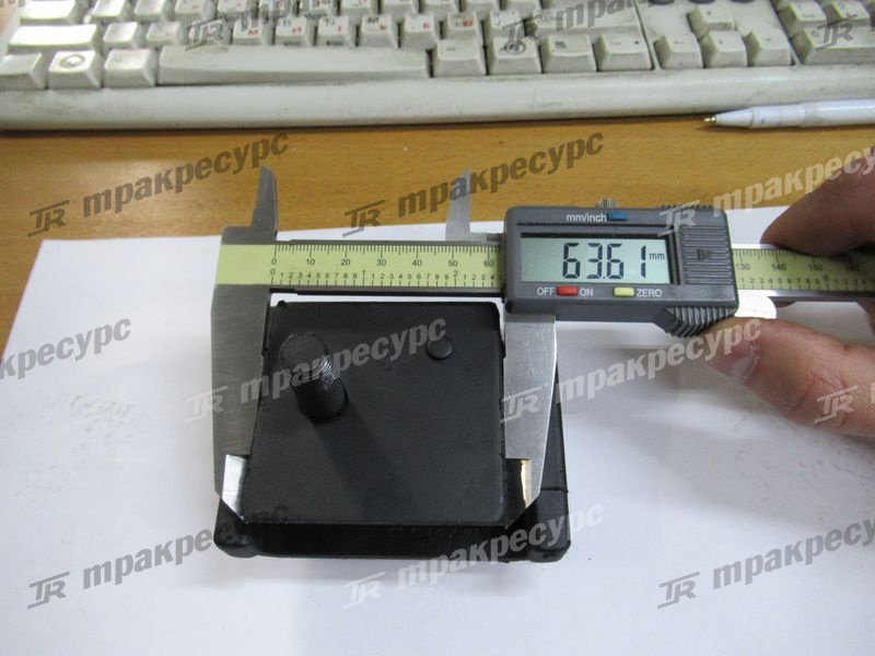 Подушка крепления моста 41261-23322-71