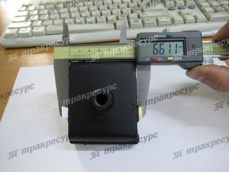 Подушка крепления моста 41261-23322-71