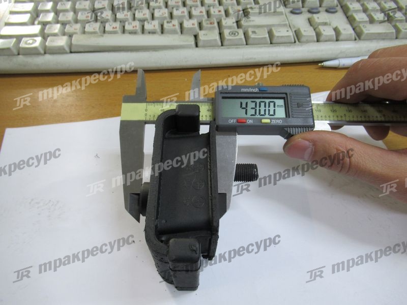 Подушка крепления моста 41261-23322-71