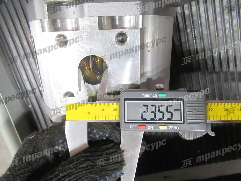 Насос системы рулевого управления ZL30/ML333R 32литра