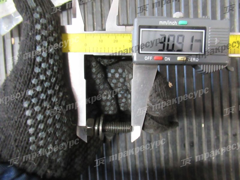 Болт 01185-08025
