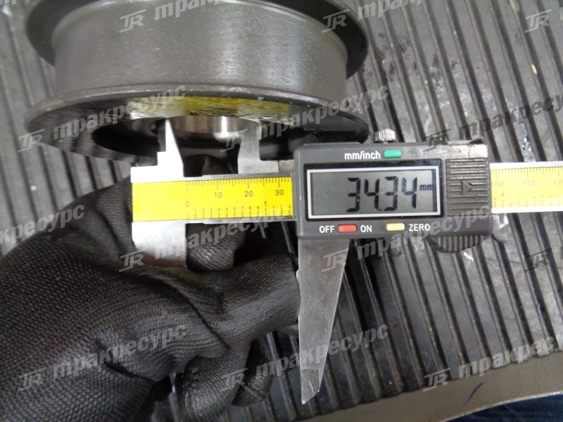 Ролик цепи 216G8-42031
