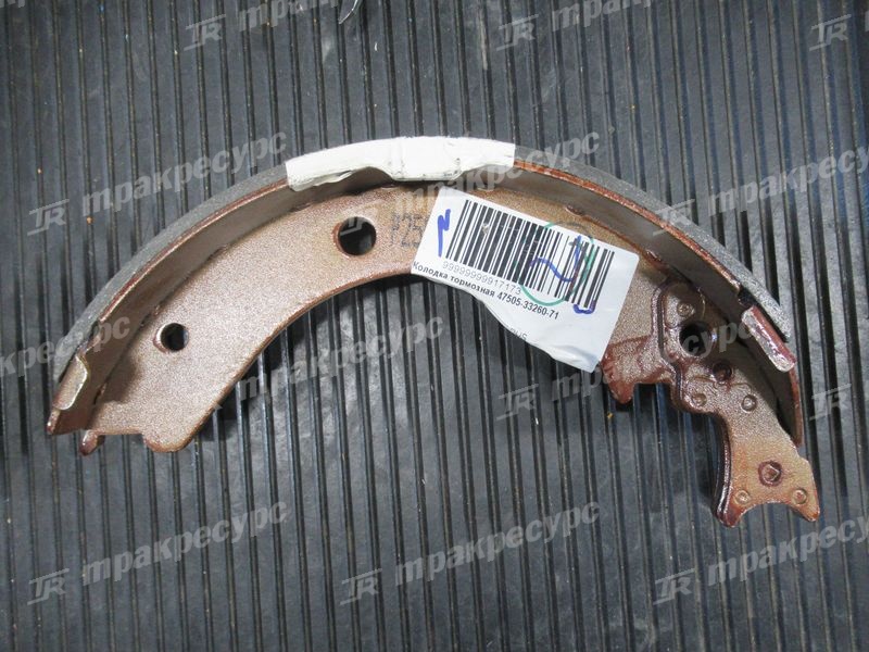 Колодка тормозная 47505-33260-71