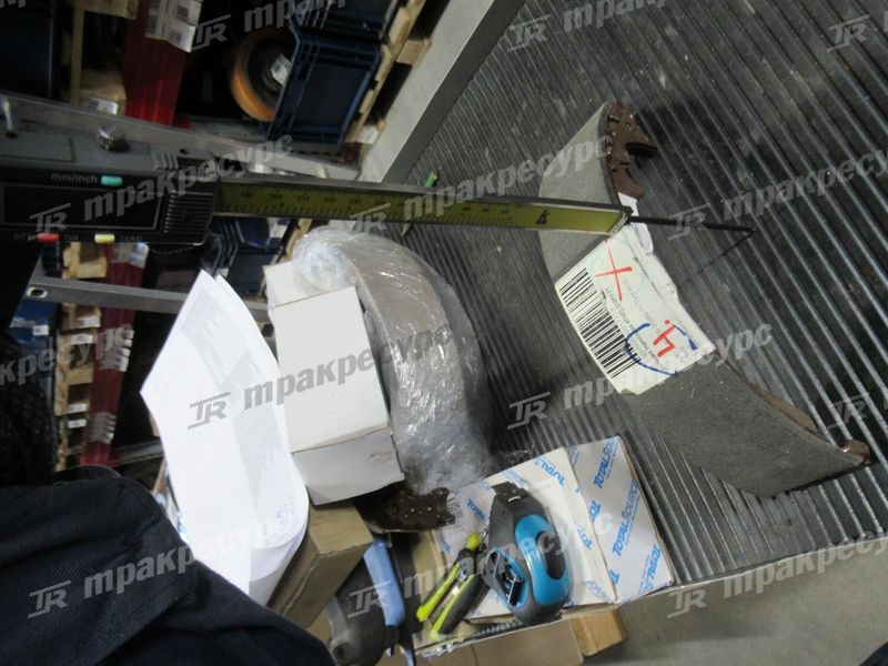 Колодка тормозная 47505-33260-71