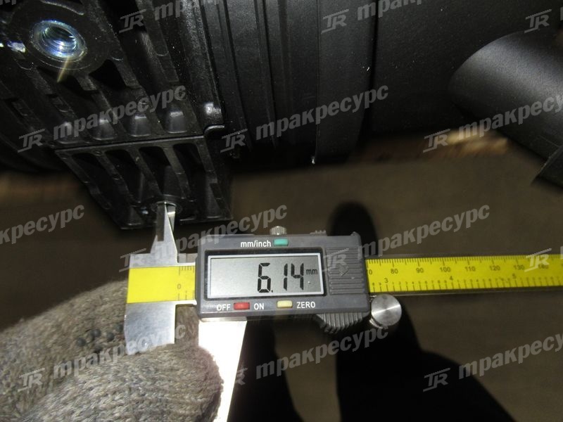 Воздухоочиститель 216G1-02051