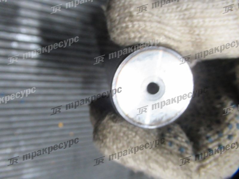 Ось кулака поворотного 43232-30511-71