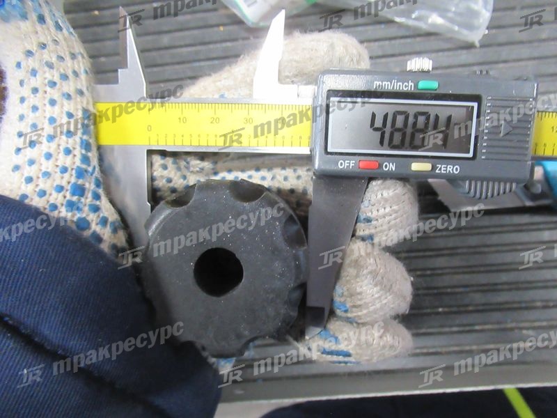 Подушка крепления двигателя 214A1-02111