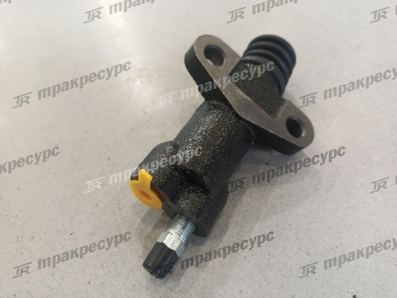 Цилиндр тормозной главный 214A5-32312