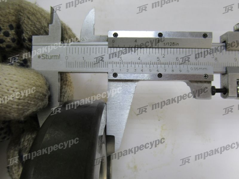 Ролик мачты 61237-16600-71
