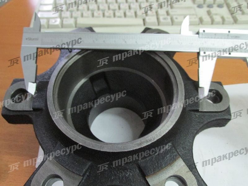 Ступица колеса 91E43-10800