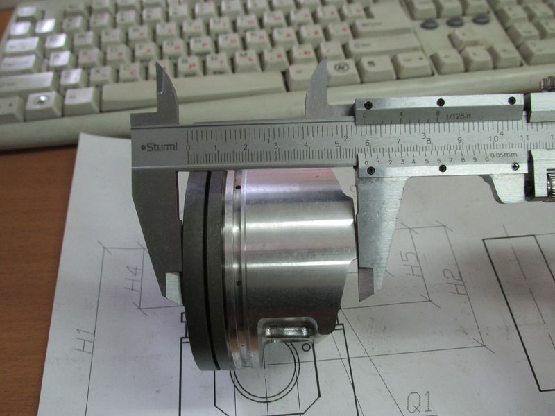 Поршень 12010-GS00A