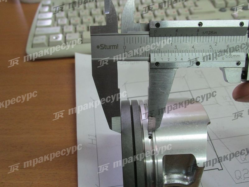 Поршень 12010-GS00A
