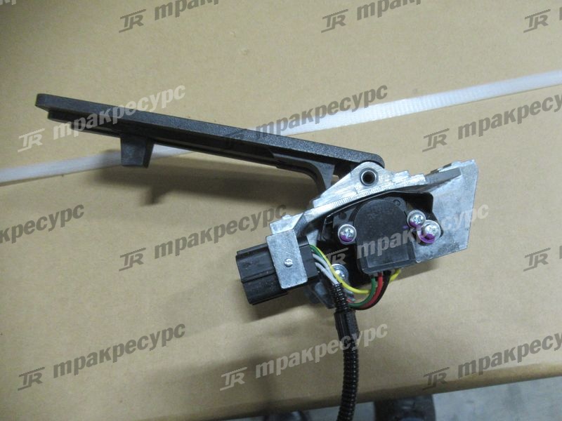 Педаль акселератора 0704357