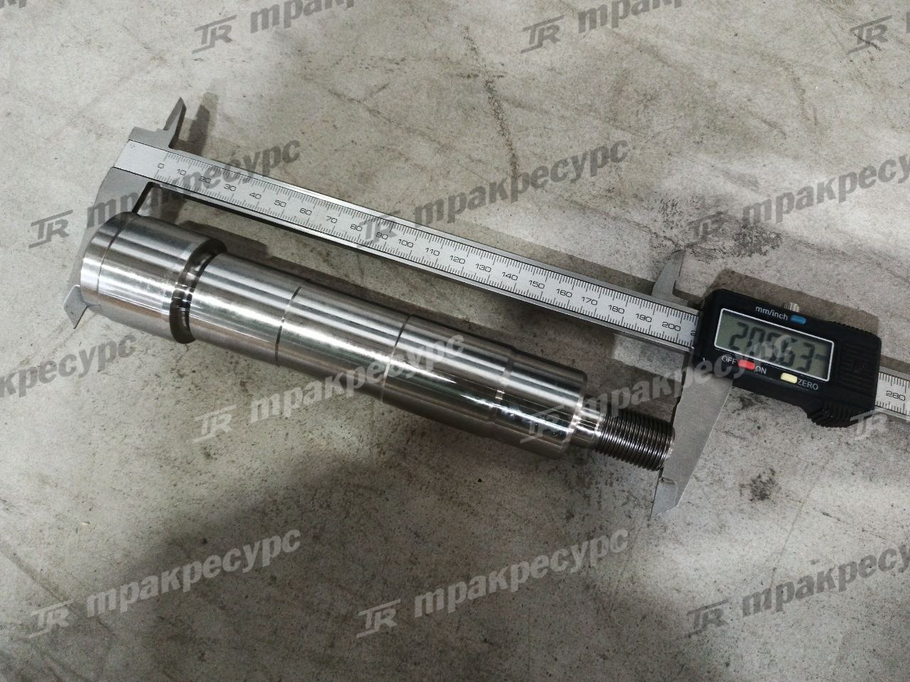 Ось кулака поворотного 0147181