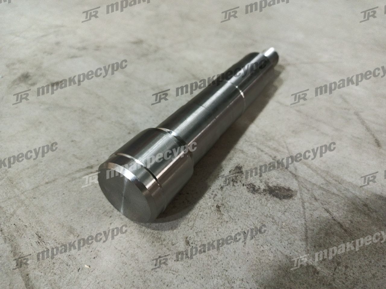 Ось кулака поворотного 0147181