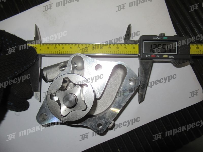 Насос масляный YM129900-32001