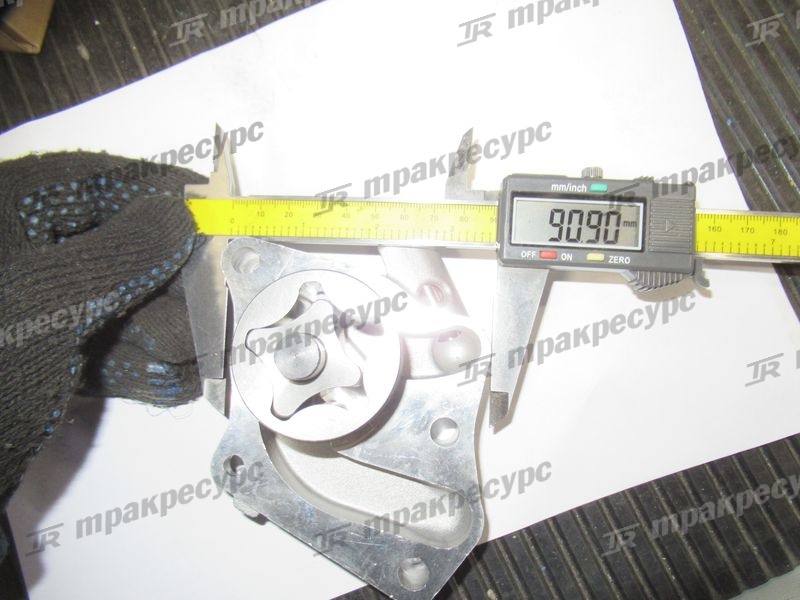 Насос масляный YM129900-32001