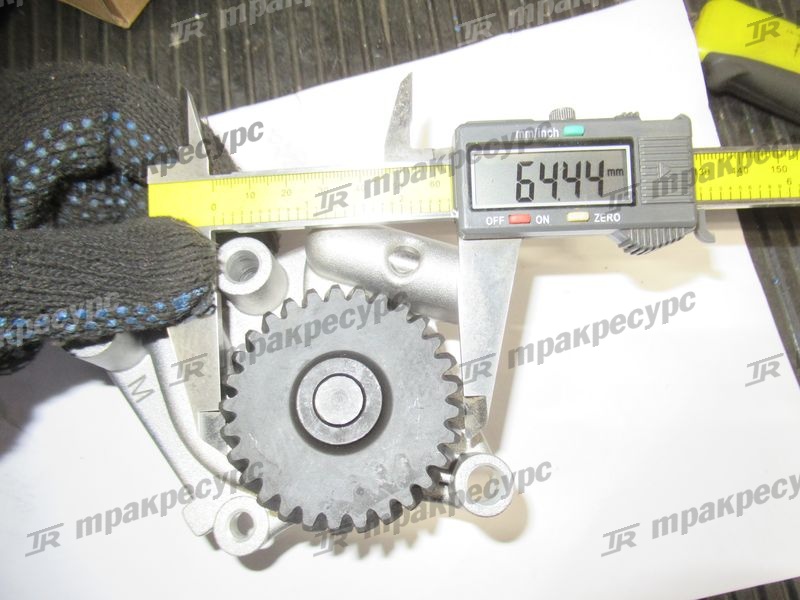 Насос масляный YM129900-32001
