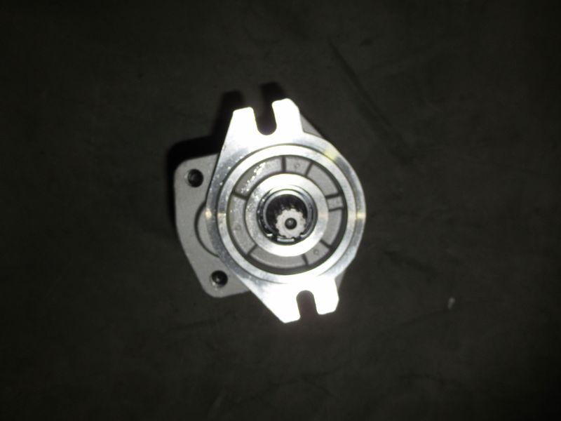Насос гидравлический 134A7-10301