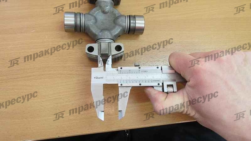 Крестовина 37201-23320-71