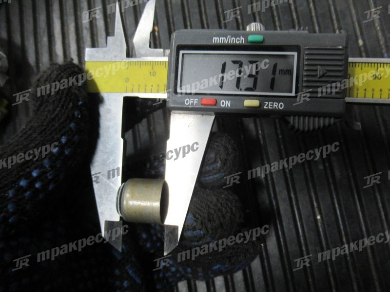 Колпачок маслоотражательный z-8-97120-167-0