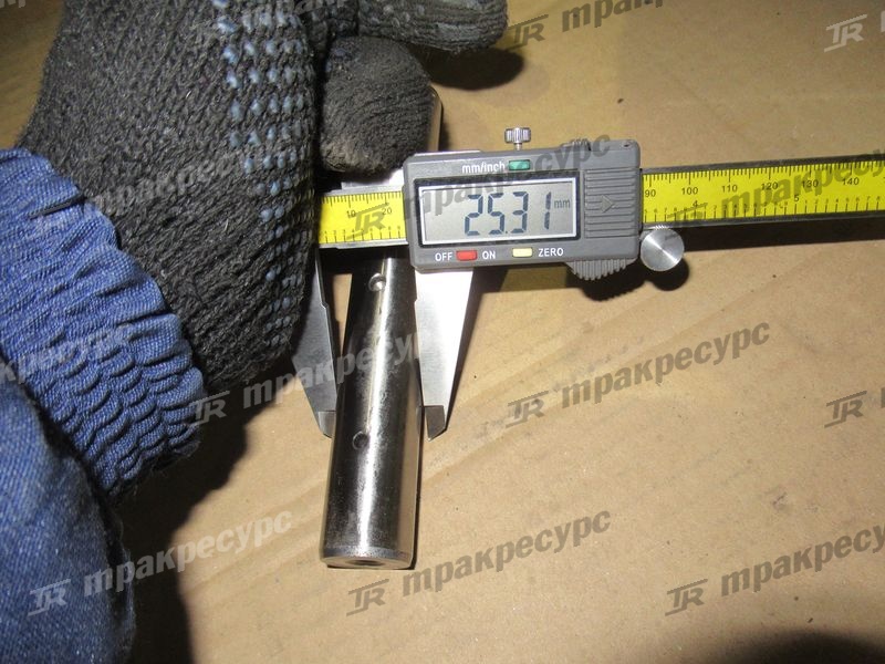 Ось 91B43-23200
