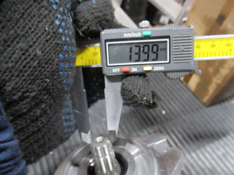 Насос гидравлический 10L77-10201