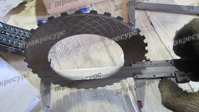 Диск кпп ZF0501309330