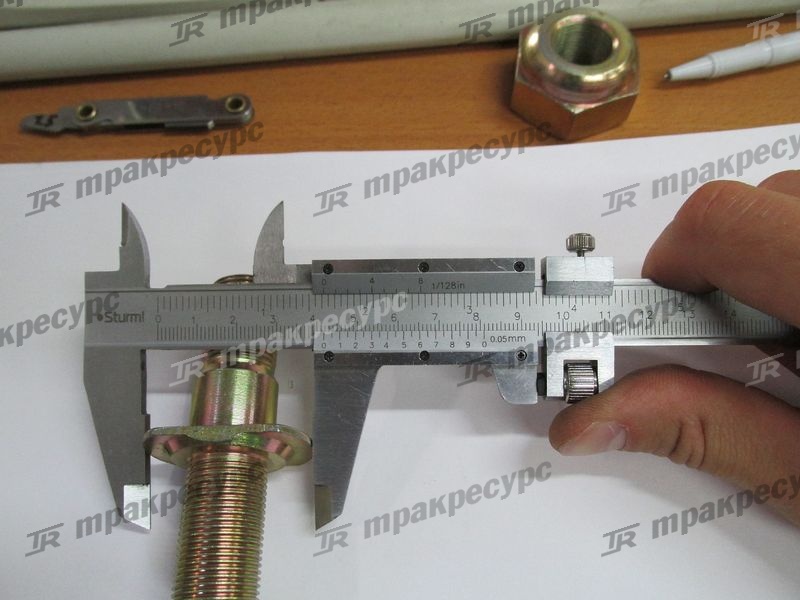 Шпилька ступицы ведущего моста CPCD45/50QBB/QFB