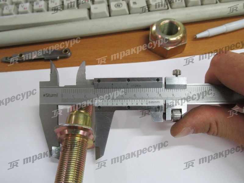 Шпилька ступицы ведущего моста CPCD45/50QBB/QFB