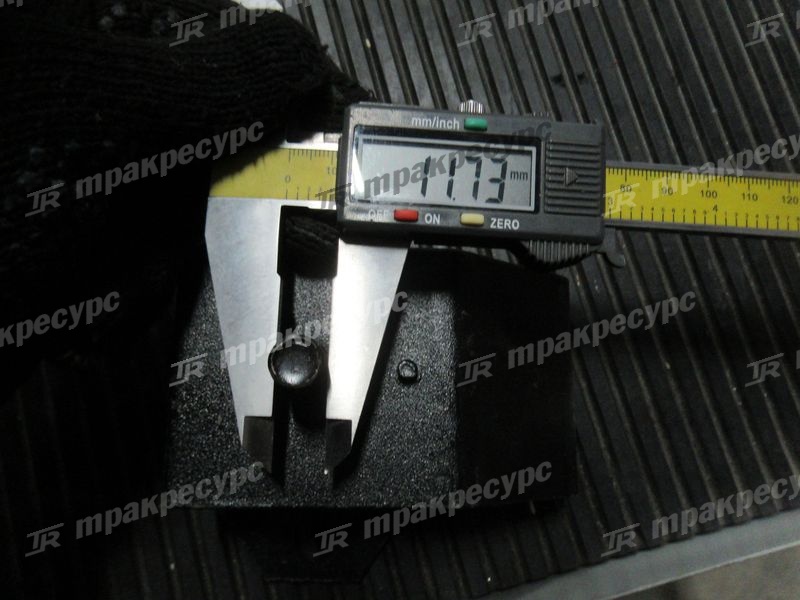 Амортизатор передний CY6102BG